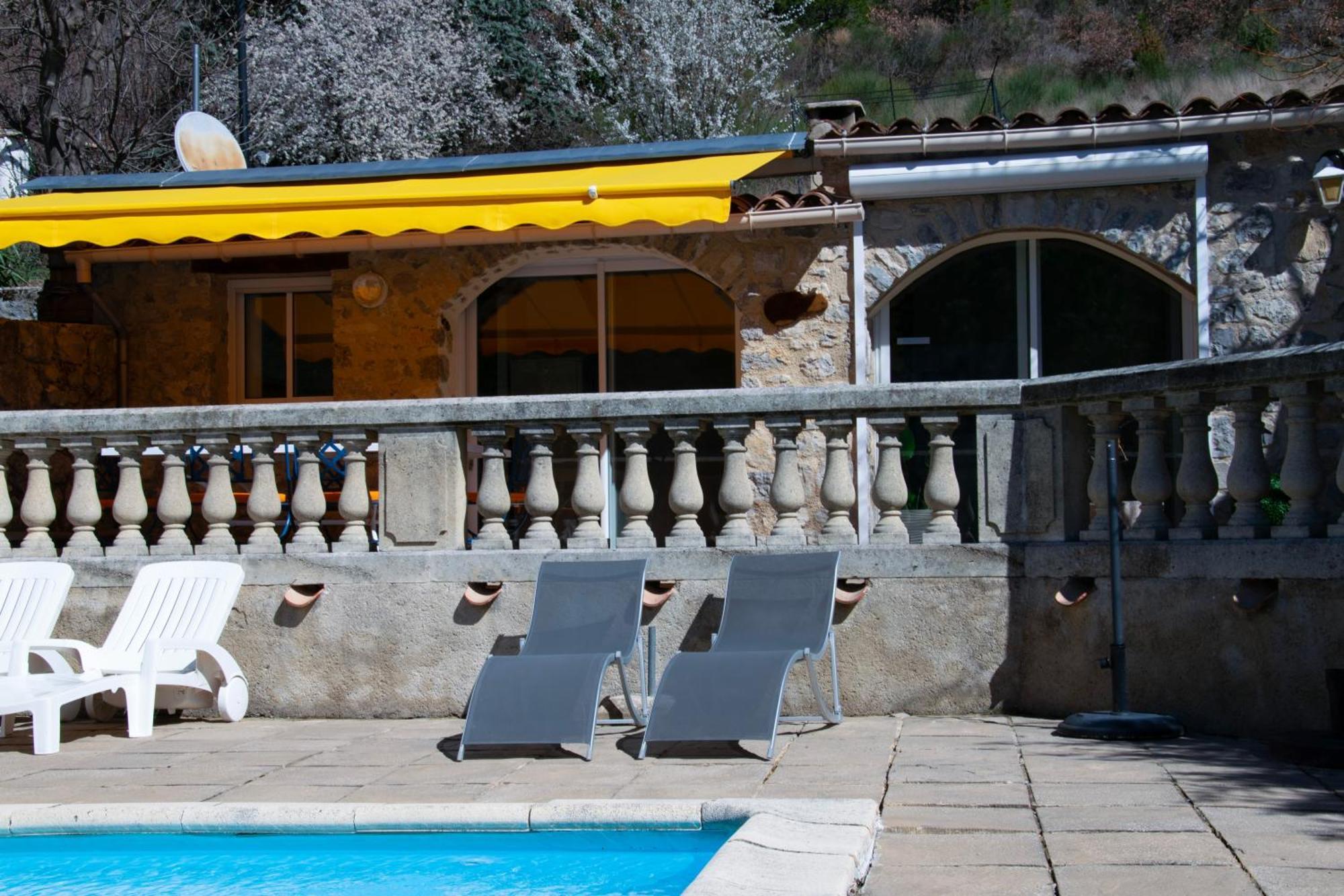 La Roche-sur-le-Buis Les Grands Pres Des Baronniesゲストハウス エクステリア 写真